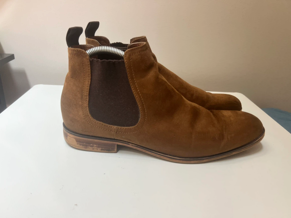 Men’s Brown Suede Chelsea Boots - photo 3