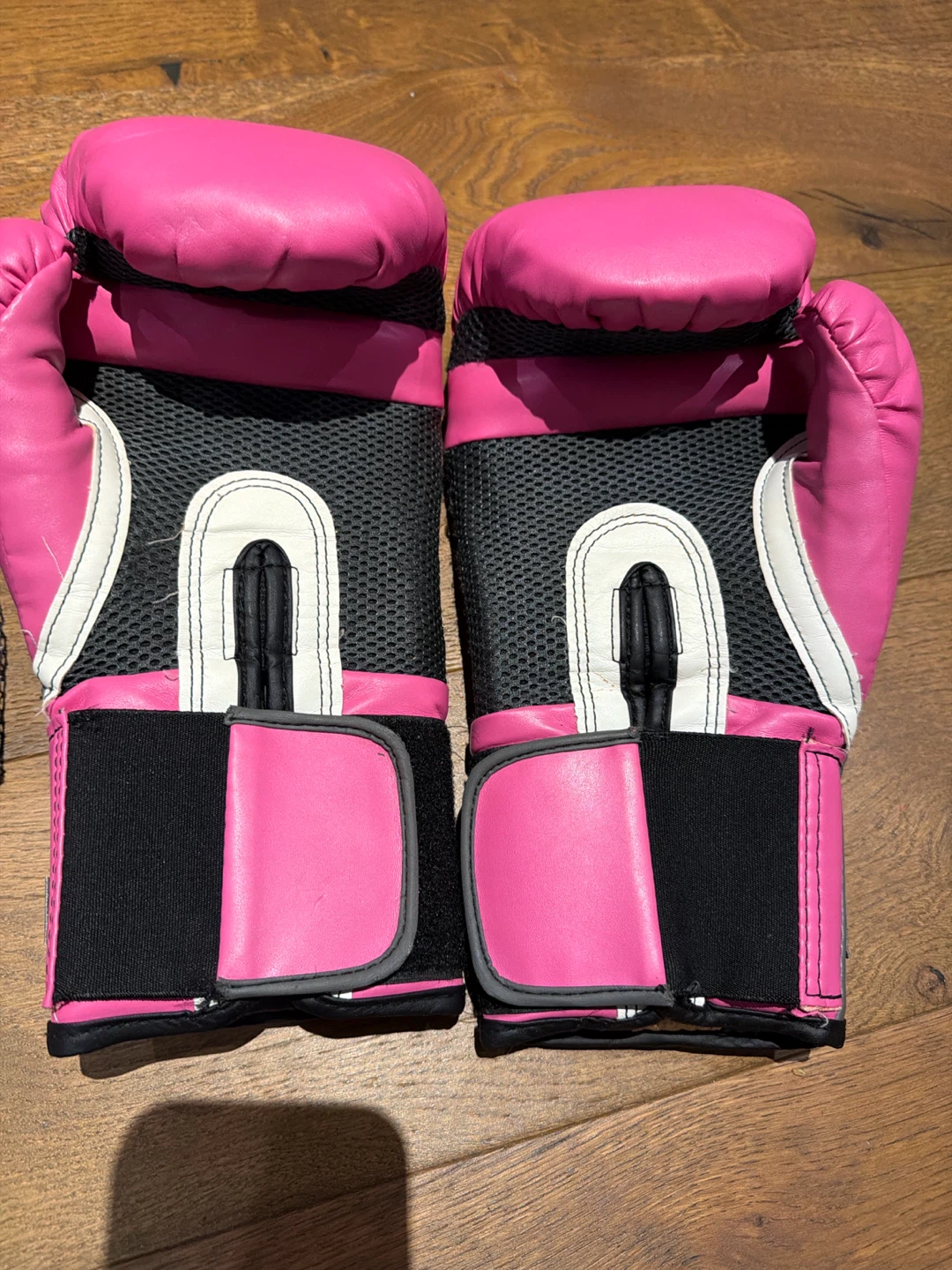 Everlast Women's Pro Style Training Gloves 12 oz - photo 2