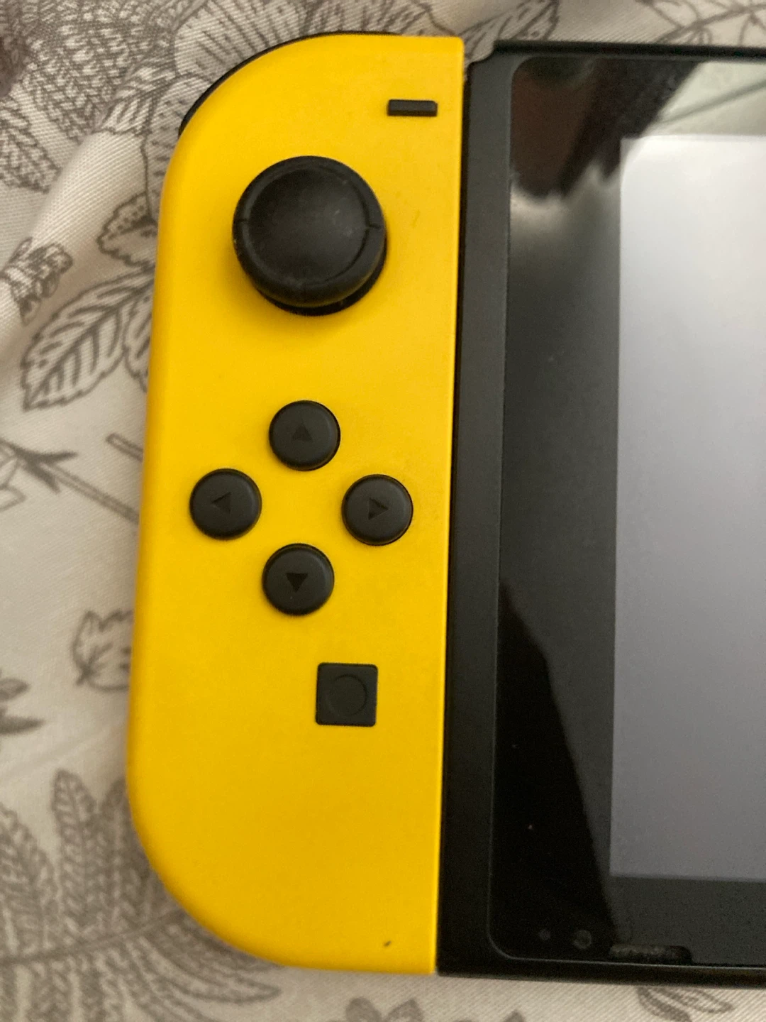 Nintendo Switch Console (Fortnite Limited Edition) - photo 4
