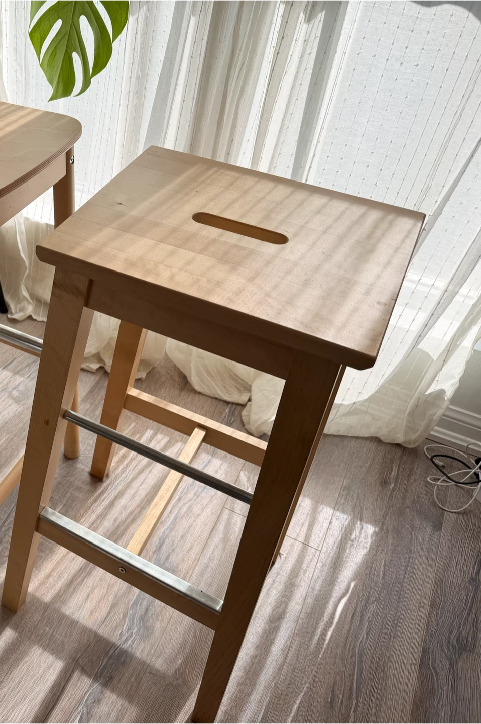 Wooden Bar Stool - photo 3