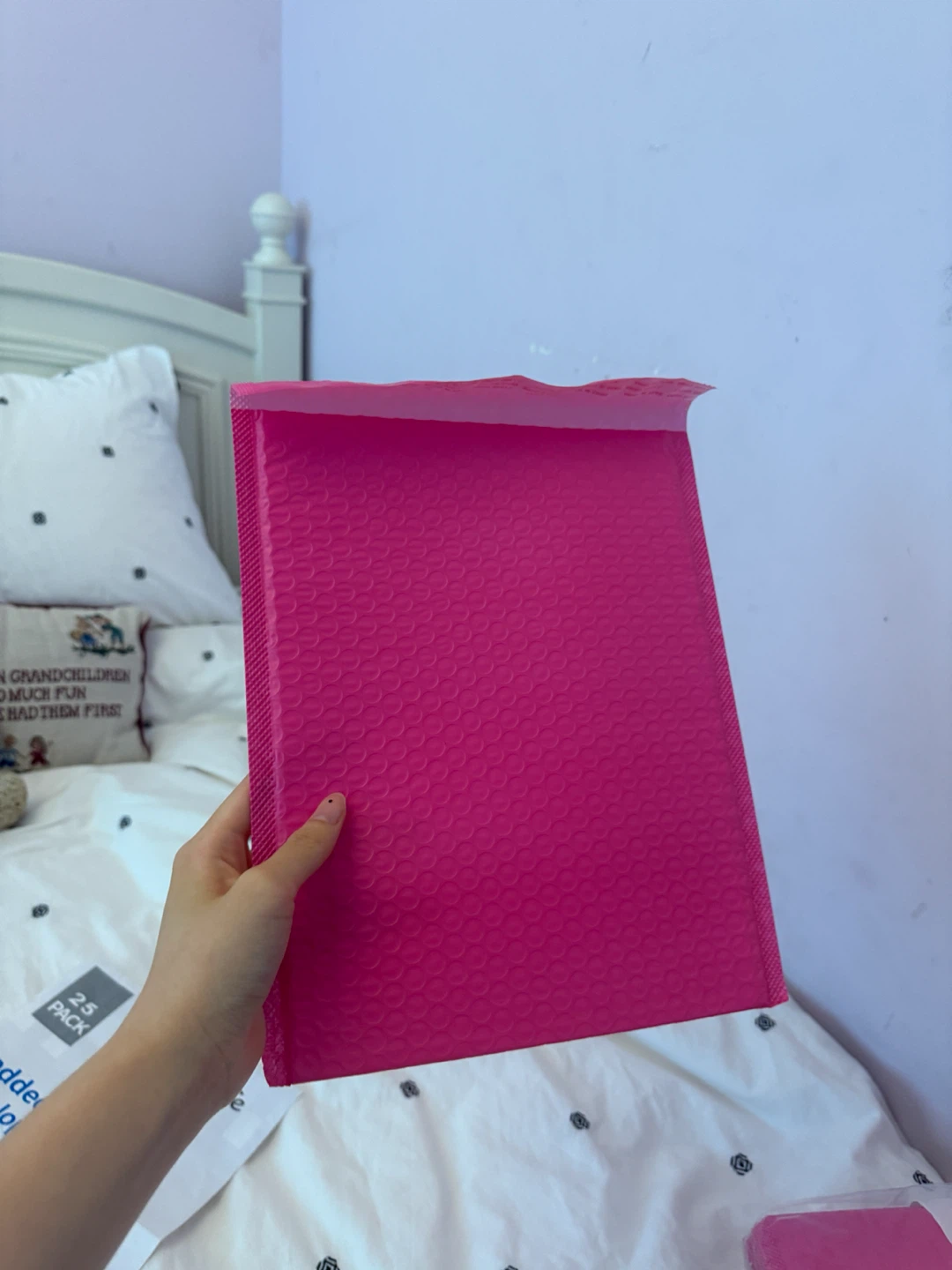 17 Pink Padded Mailer Envelopes - 8.5 x 12 inches - photo 2