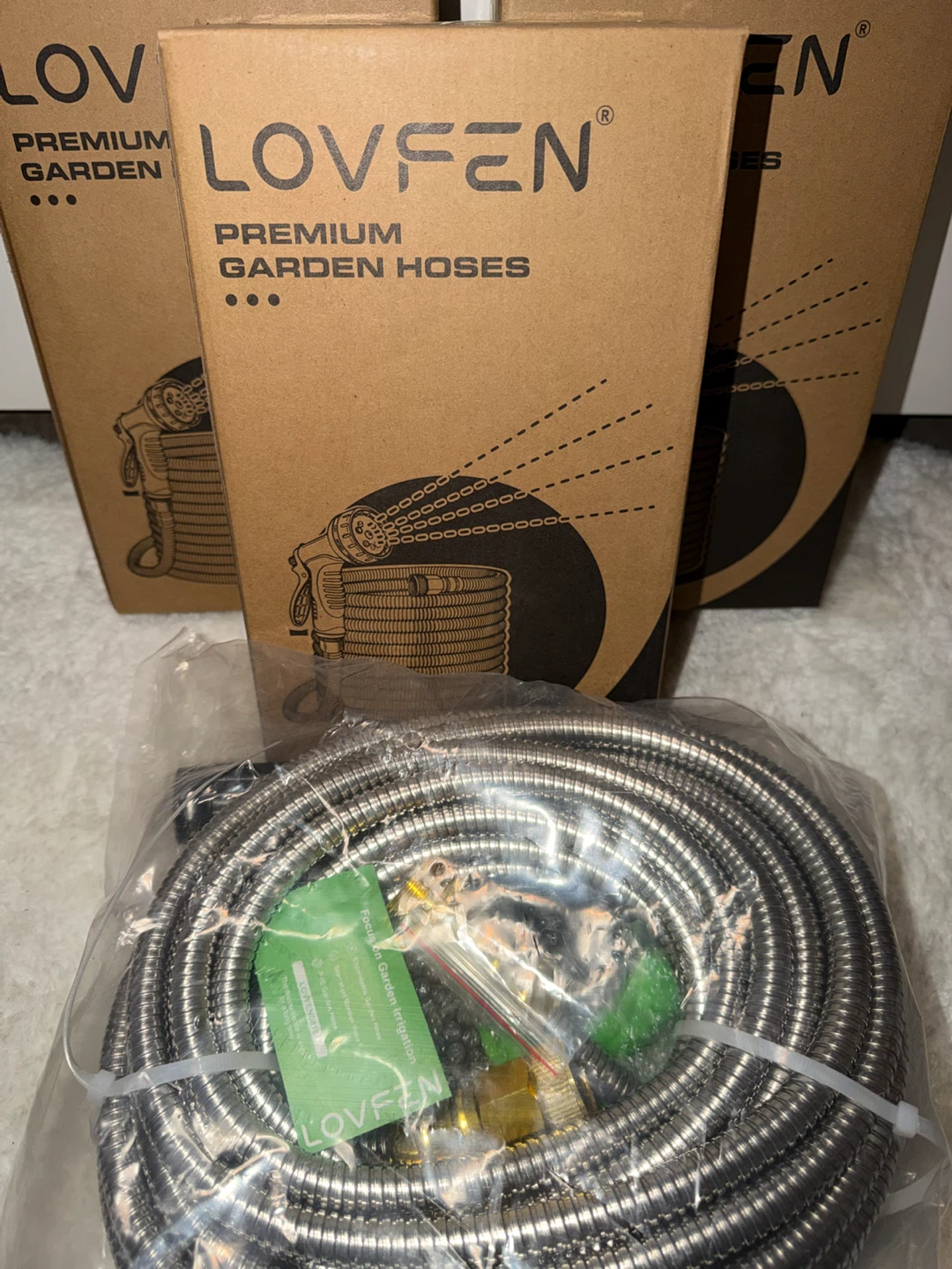 BRAND NEW Metal Garden Hose with Sprayer