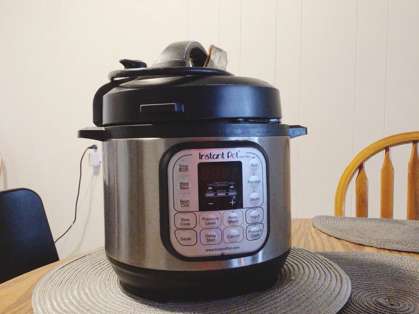 Instant Pot Duo Mini 3-Quart Pressure Cooker
