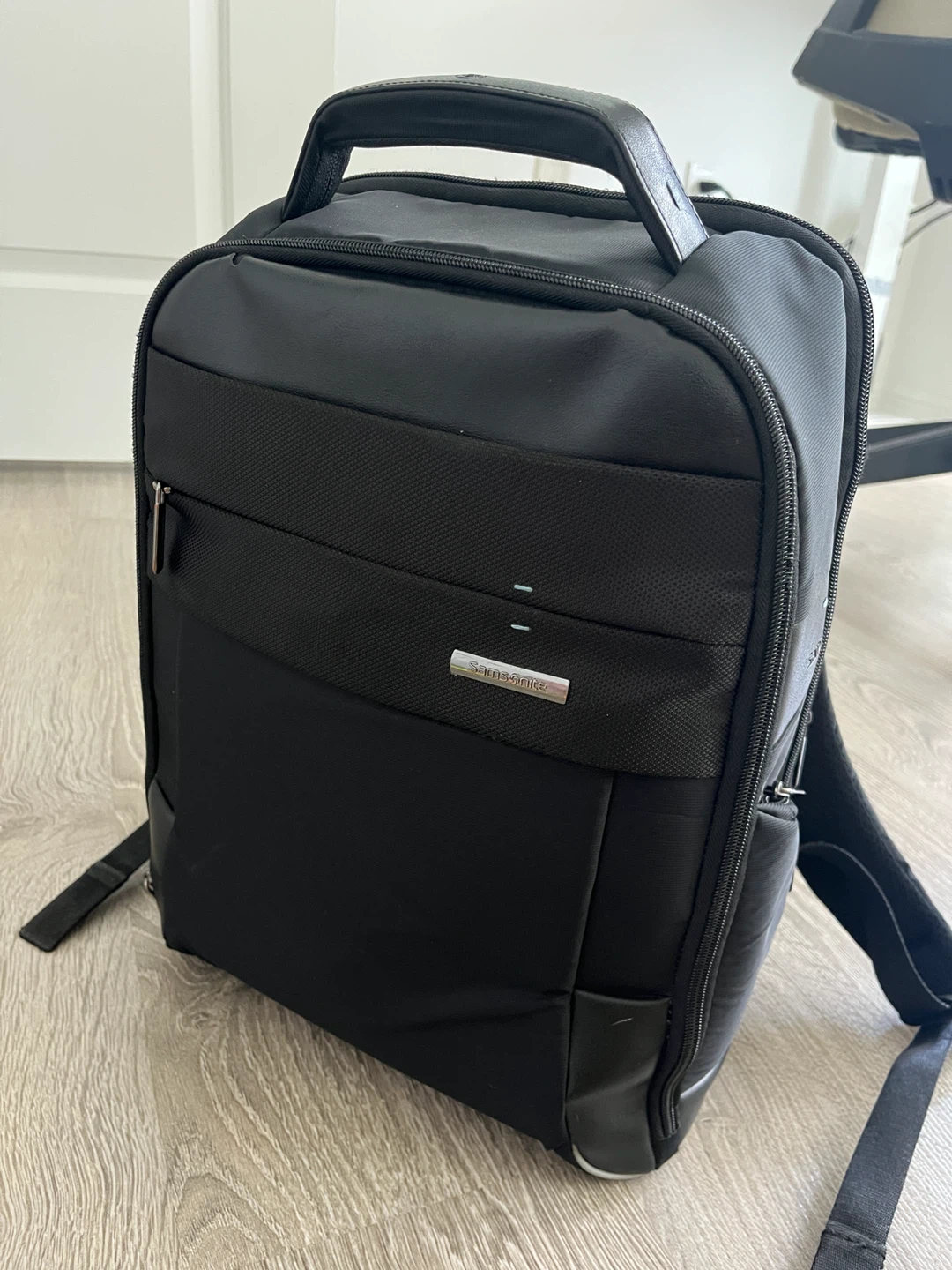 Samsonite Black Leather Backpack