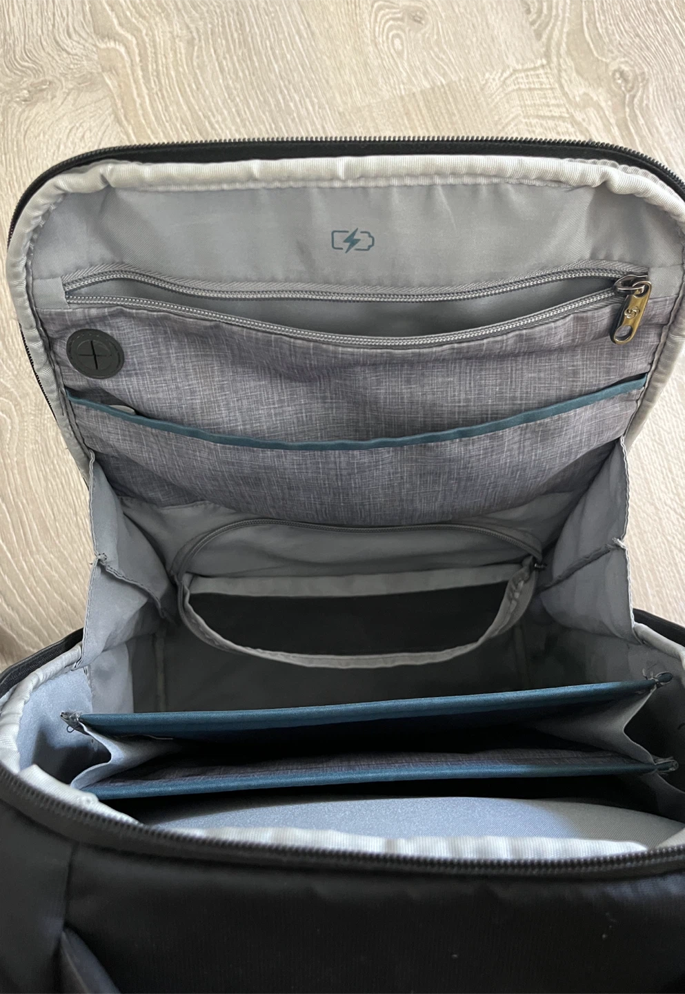 Samsonite Black Leather Backpack - photo 4