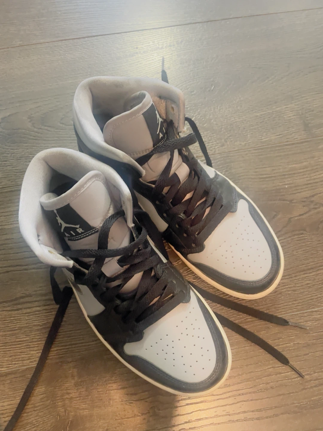 Brand new Nike shoes