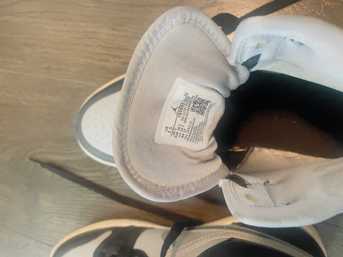 Brand new Nike shoes - photo 3