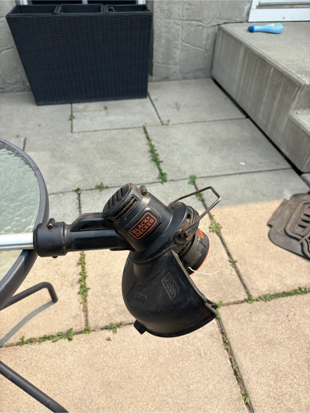 Black+Decker 20V MAX Lithium-Ion String Trimmer - photo 2