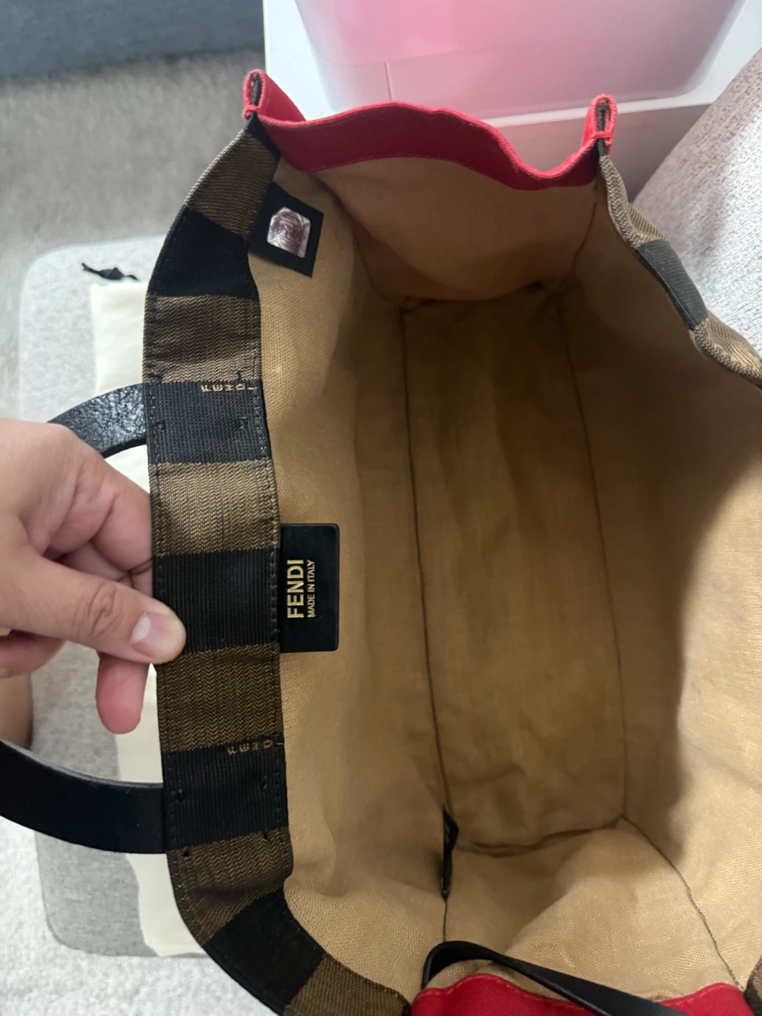 Fendi Shopping Bag with Pouch - photo 2