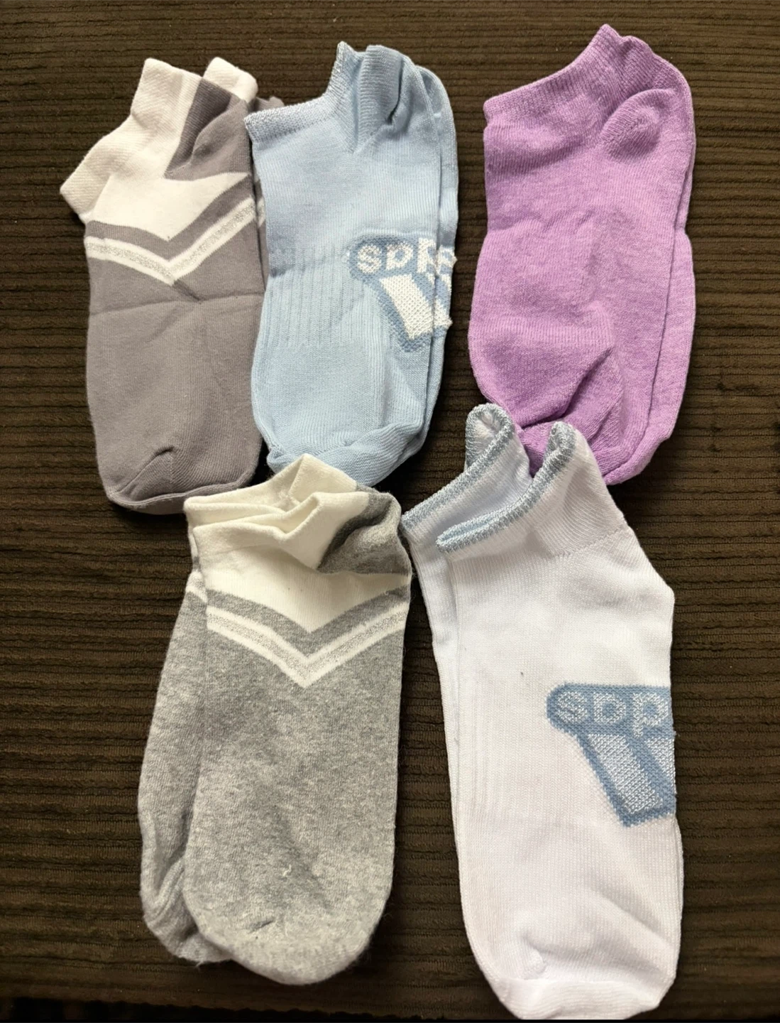 Five pairs of no-show socks ~ Size 5 to 7