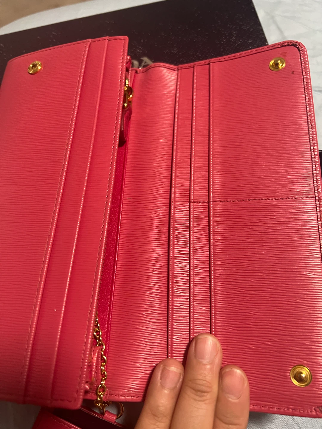 Prada Pink Leather Wallet with Card Holder - photo 5