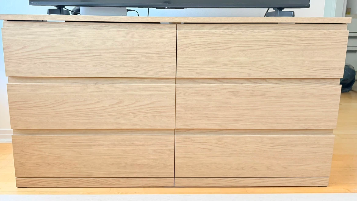 Light Wood Dresser with Six Drawers