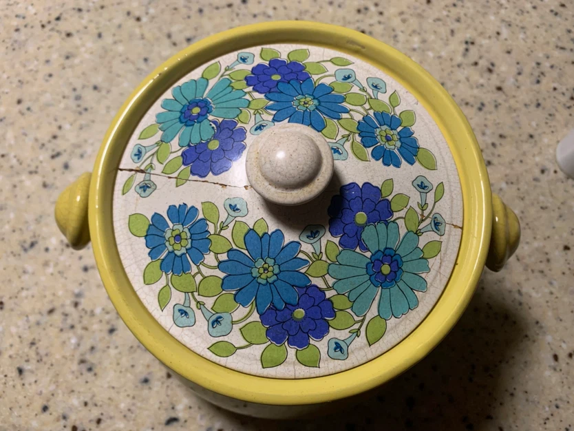 Bean Pot - 1970’s