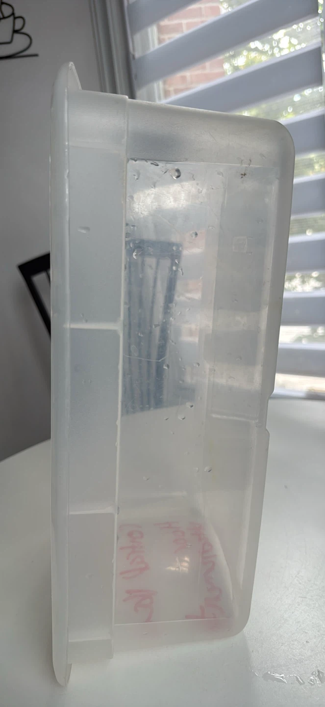 Sterilite clear plastic container - photo 3