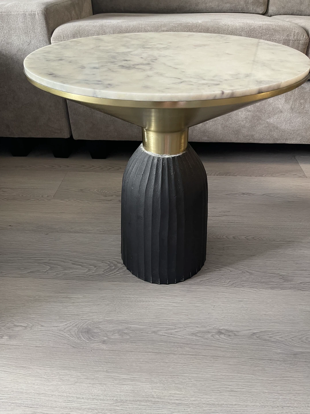Marble Top Accent Table with Black Fluted Base - photo 2