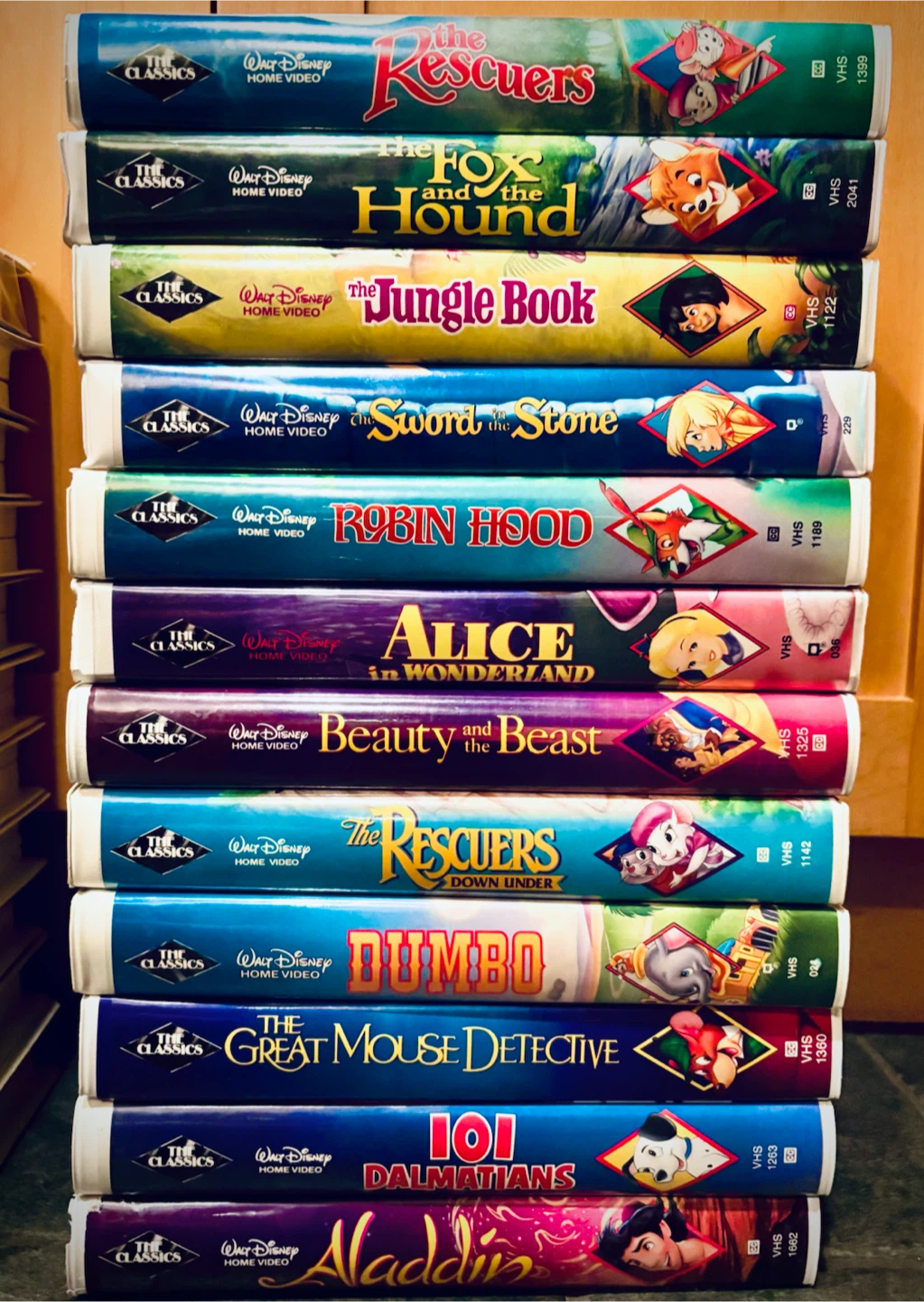 WALT DISNEY MASTERPIECE BLACK DIAMOND & CLASSIC MOVIES VHS TAPES - photo 4