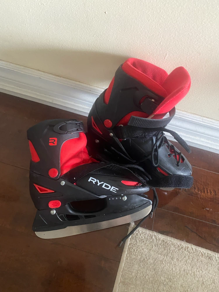 Ryde Adjustable Ice Skates Size 3-6