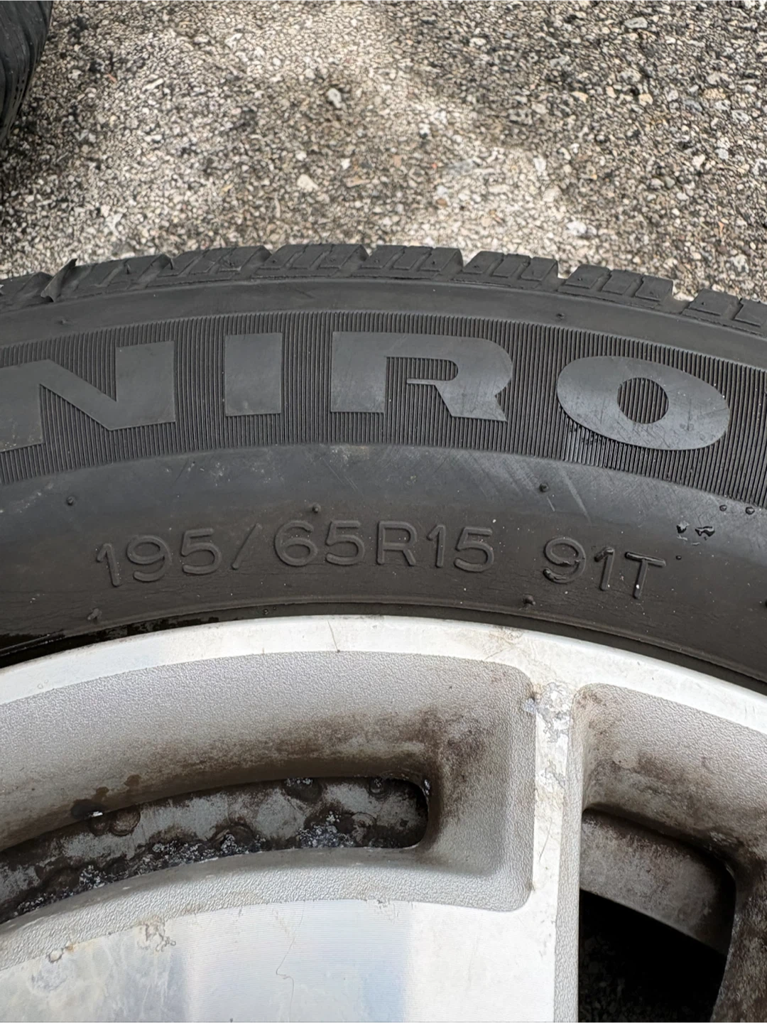 UNIROYAL TIGER PAW tires - 195/65R15 91T - photo 3