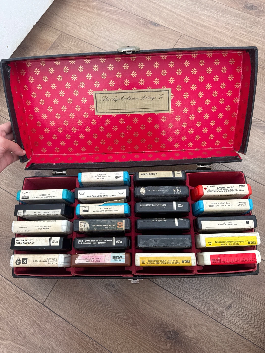 Vintage 8-Track Tape Storage Case with 22 Tapes - photo 3