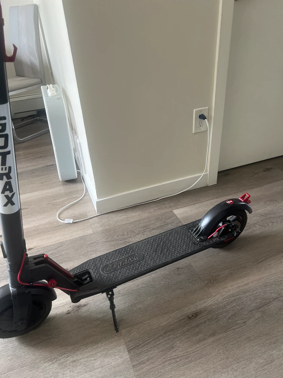 GOTRAX Electric Scooter - photo 2