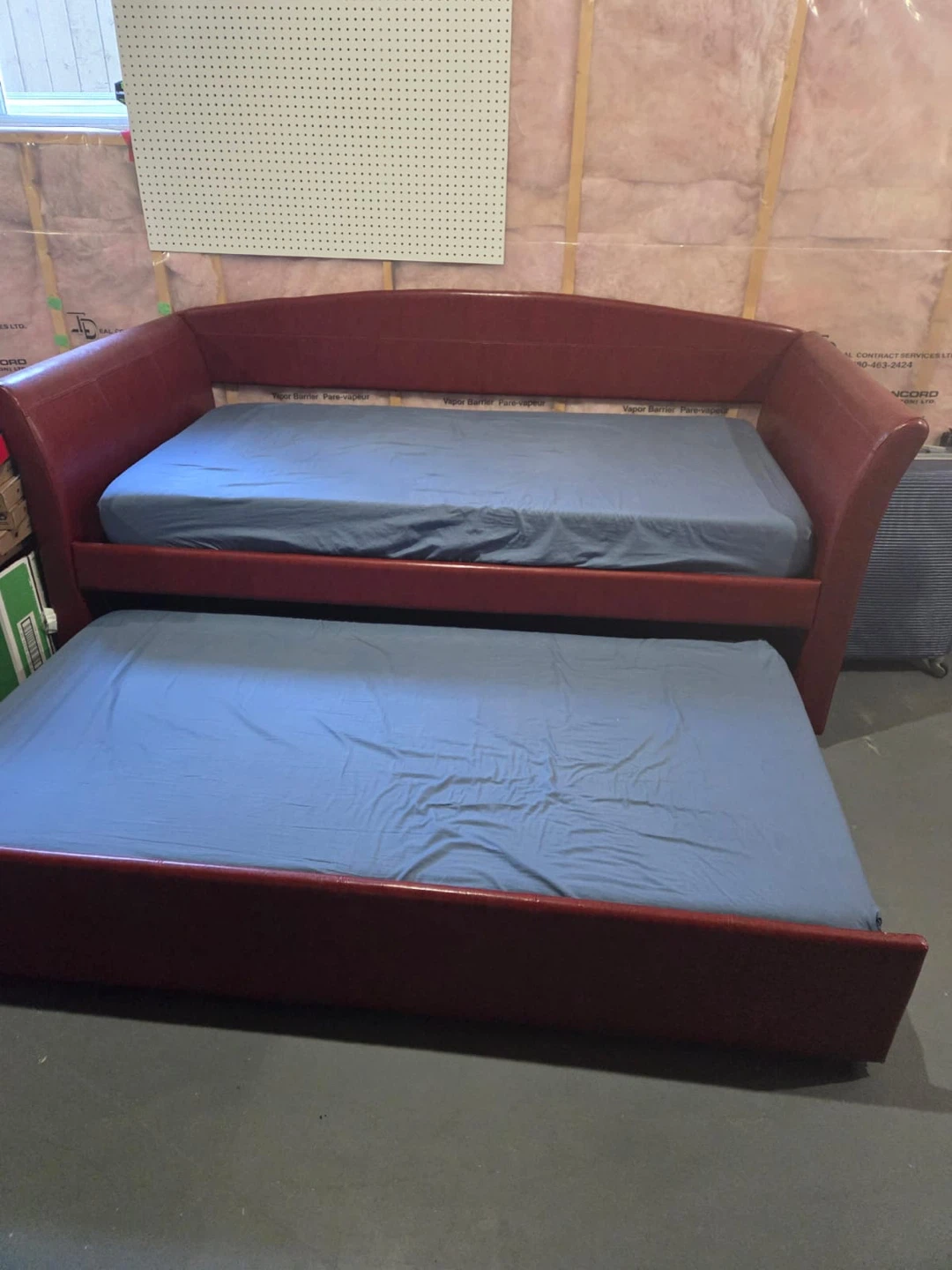 Red Faux Leather Daybed with Trundle - photo 4