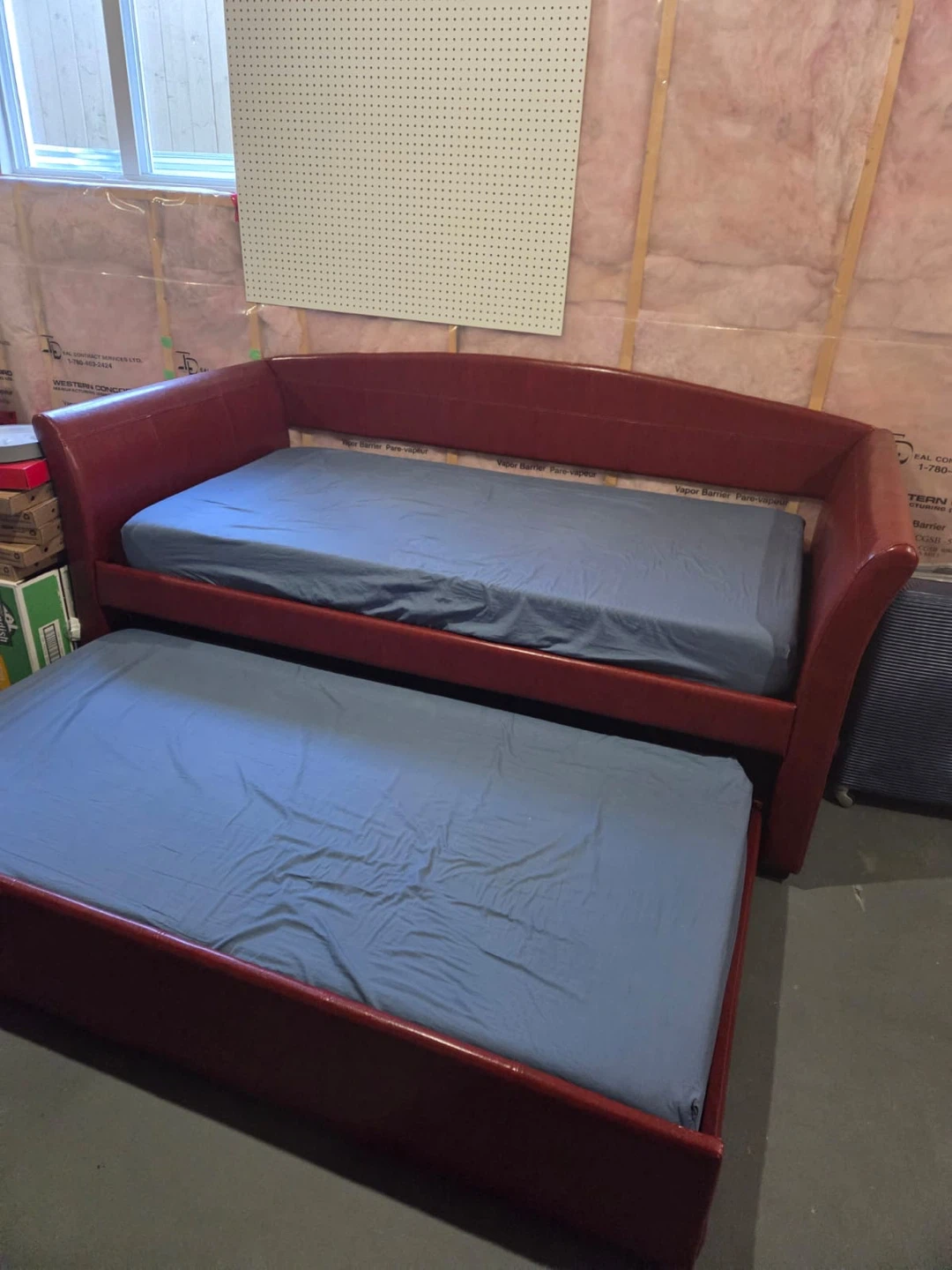 Red Faux Leather Daybed with Trundle - photo 5