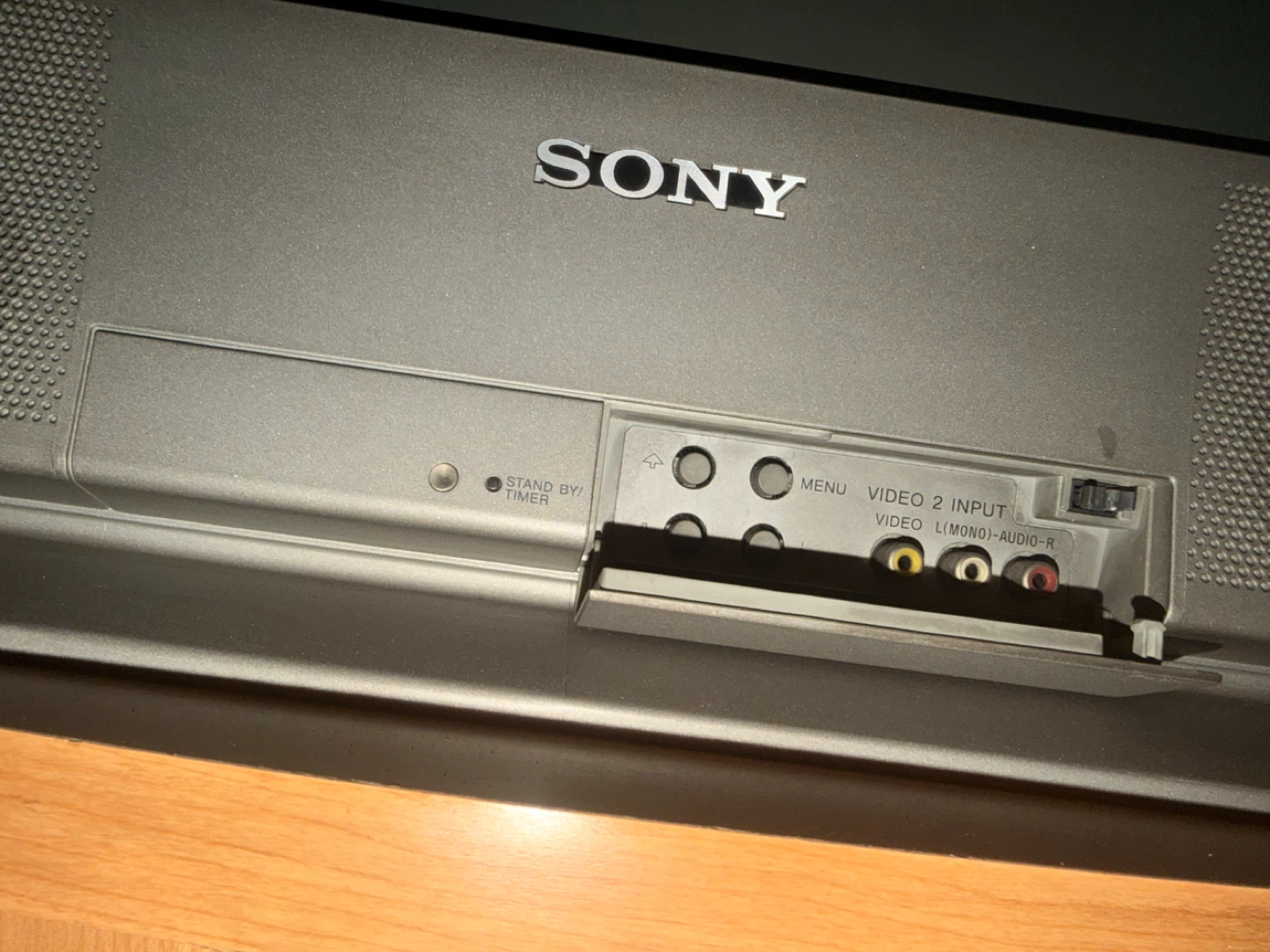 Sony Trinitron KV-27FS12 CRT TV - photo 5
