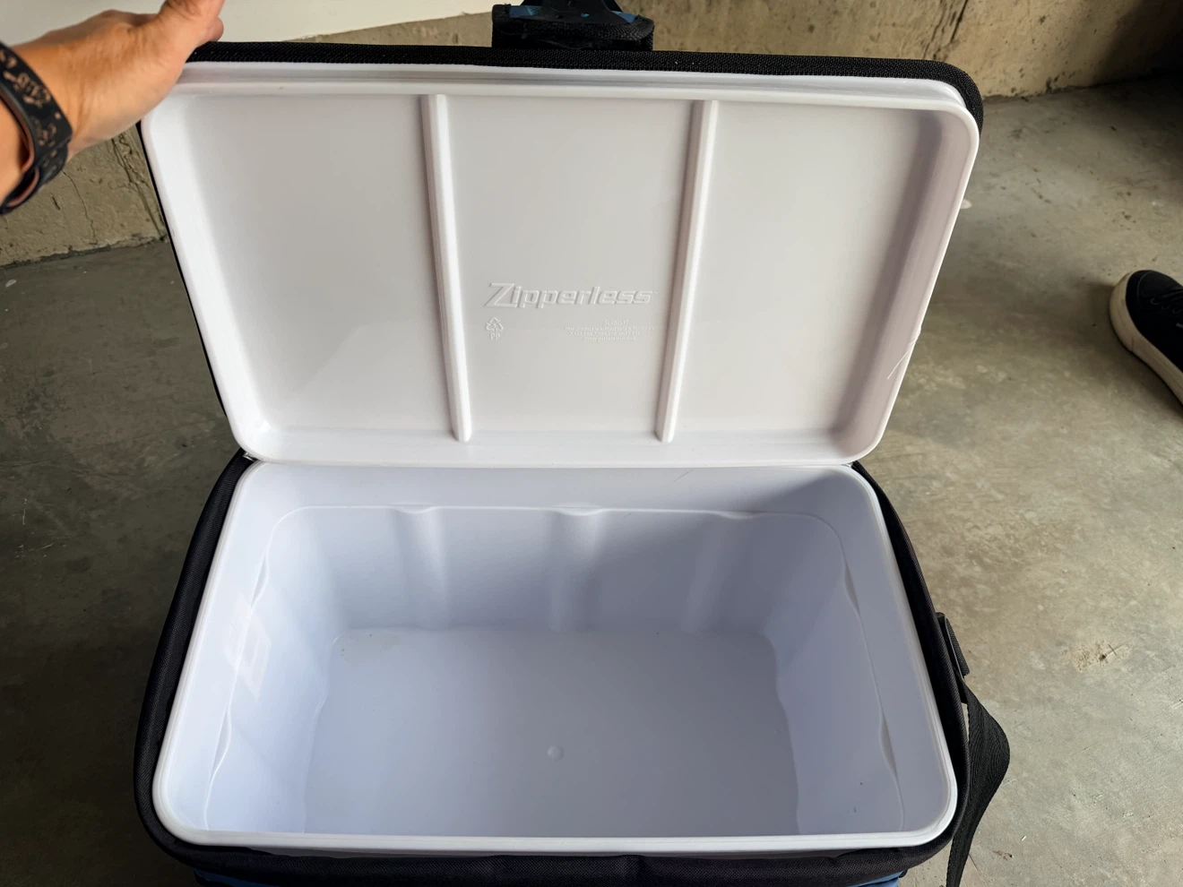 Titan Zipperless ColdLok Cooler - photo 4