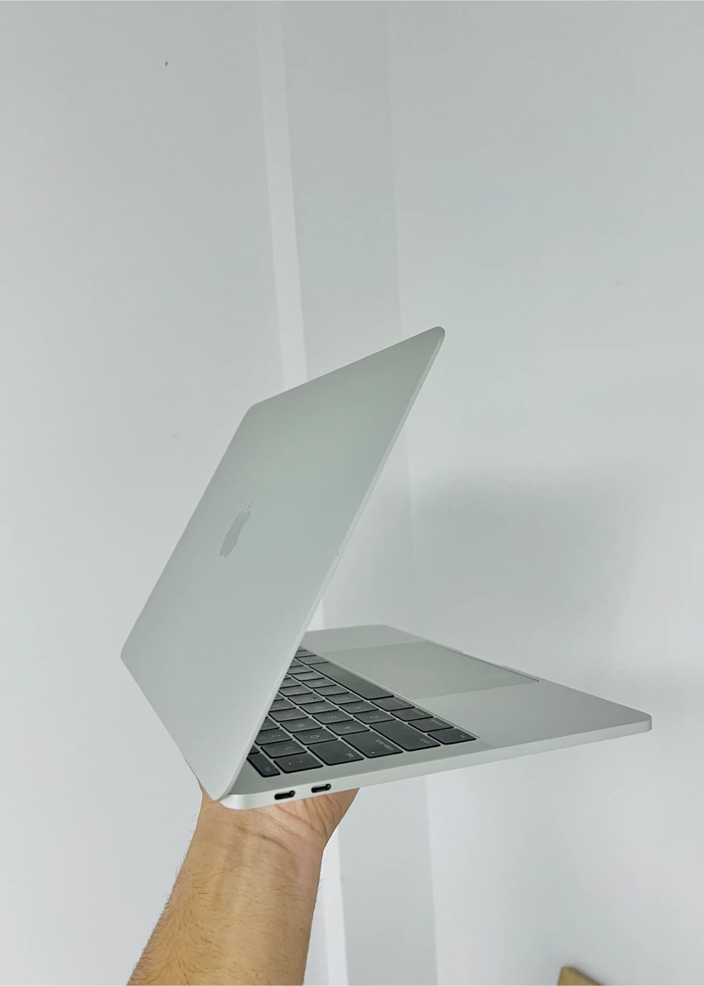 MacBook Pro - photo 5