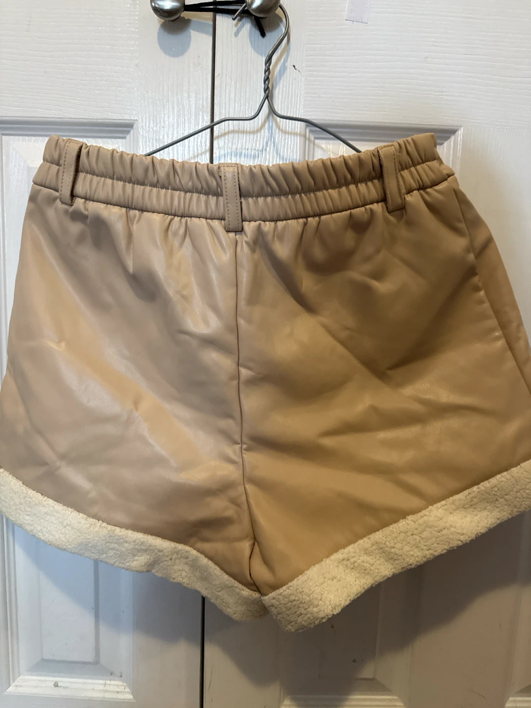 SHEIN Faux Leather Lined Shorts - photo 4
