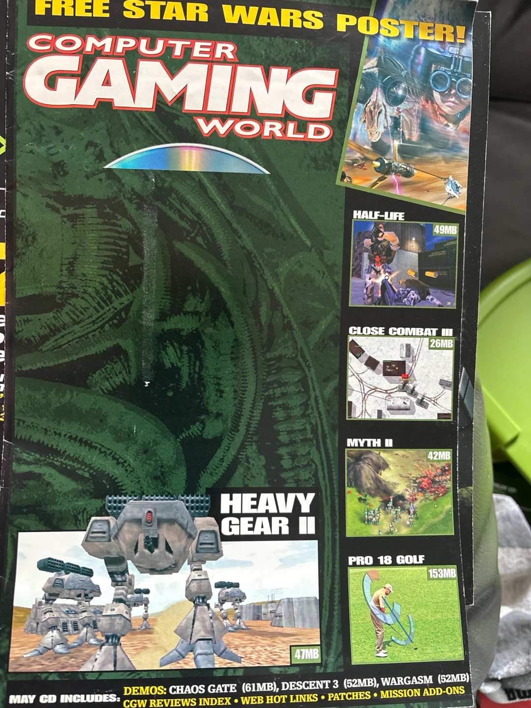 Computer Gaming World Magazine with Heavy Gear II CD