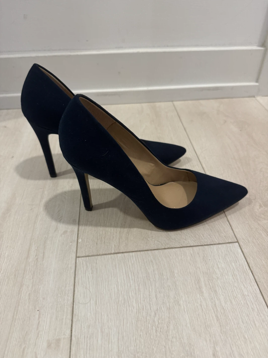 Navy Suede Pointed Toe Heels - Saks Fifth - photo 2