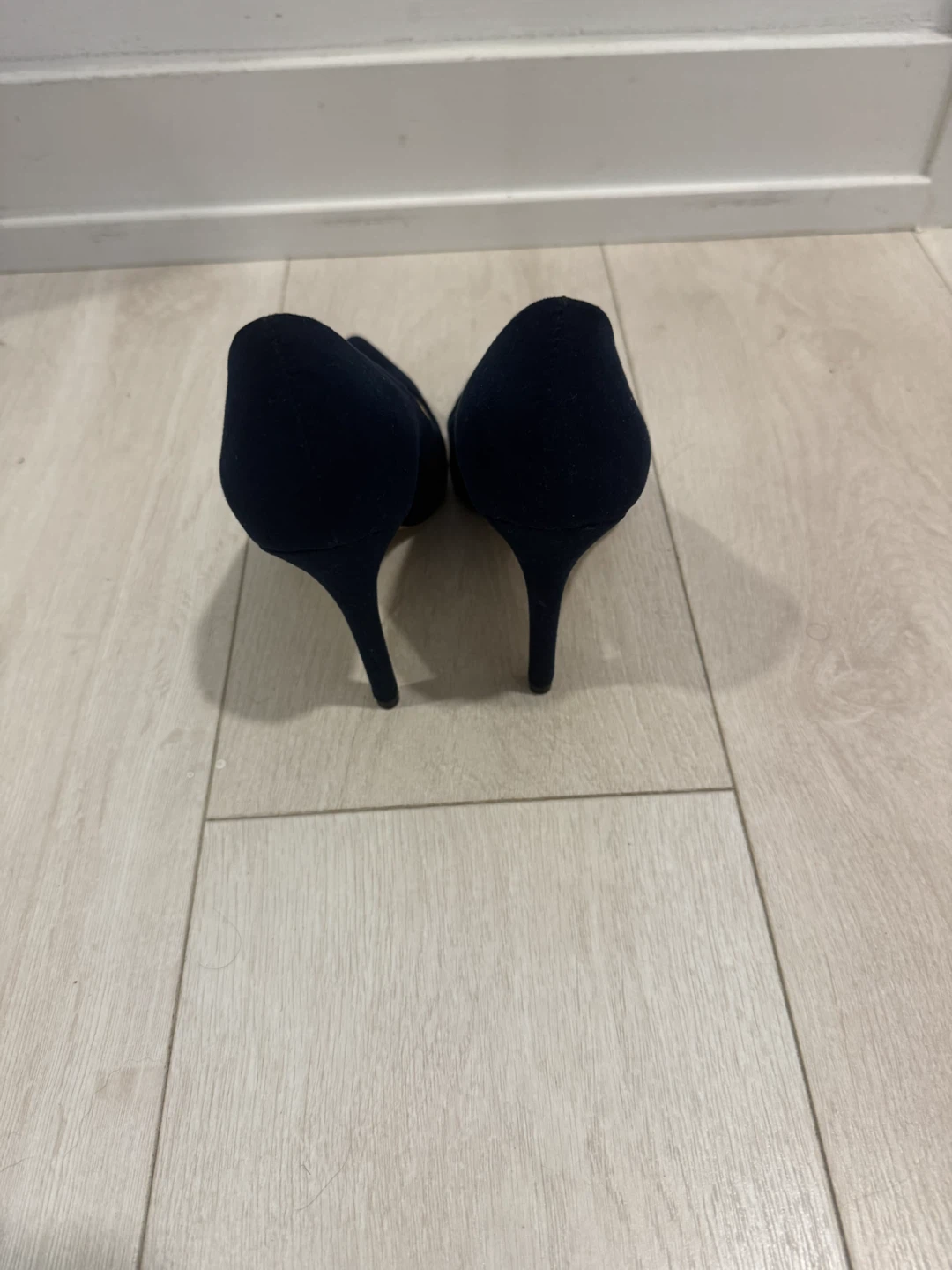 Navy Suede Pointed Toe Heels - Saks Fifth - photo 3