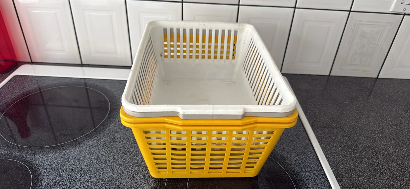 Plastic Storage Containers - photo 2