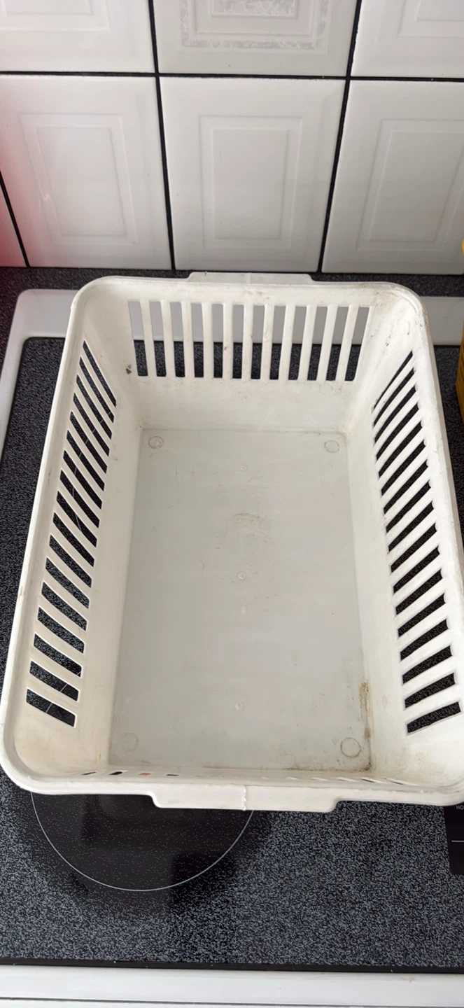 Plastic Storage Containers - photo 3