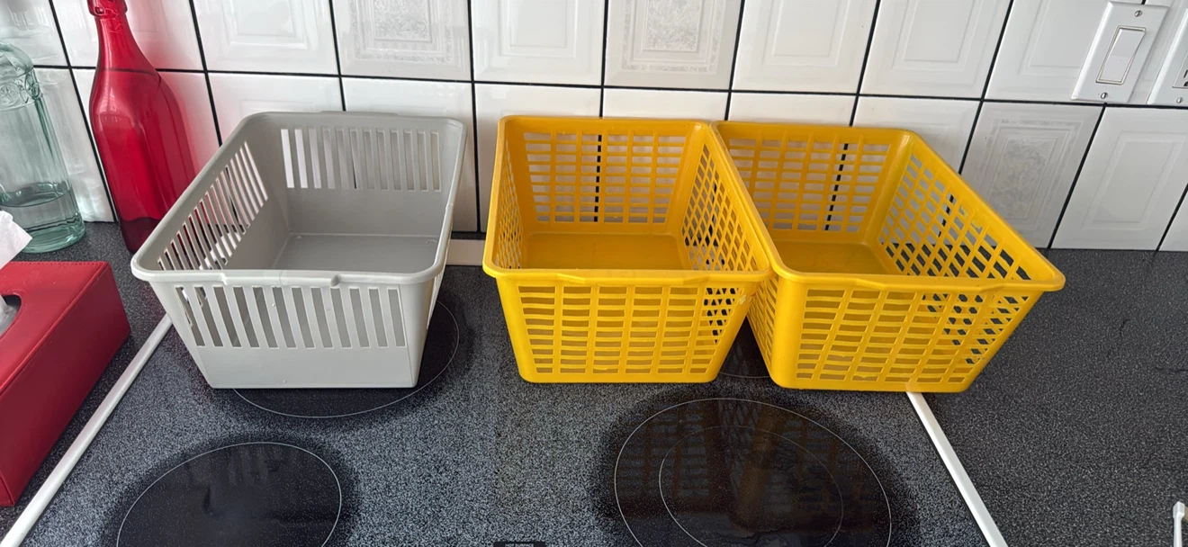 Plastic Storage Containers - photo 5