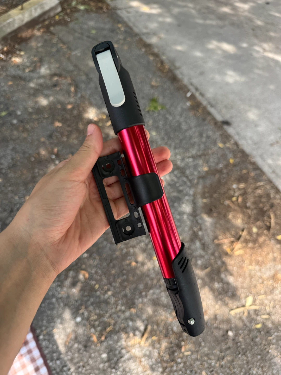 Bicycle Pump with Mounting Bracket - photo 2