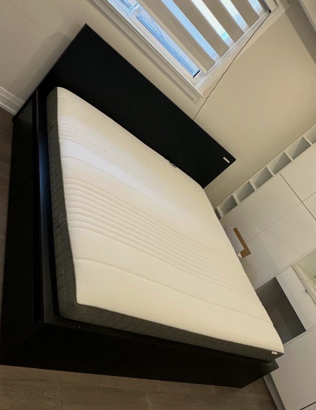 Black Platform Bed Frame with Mattress