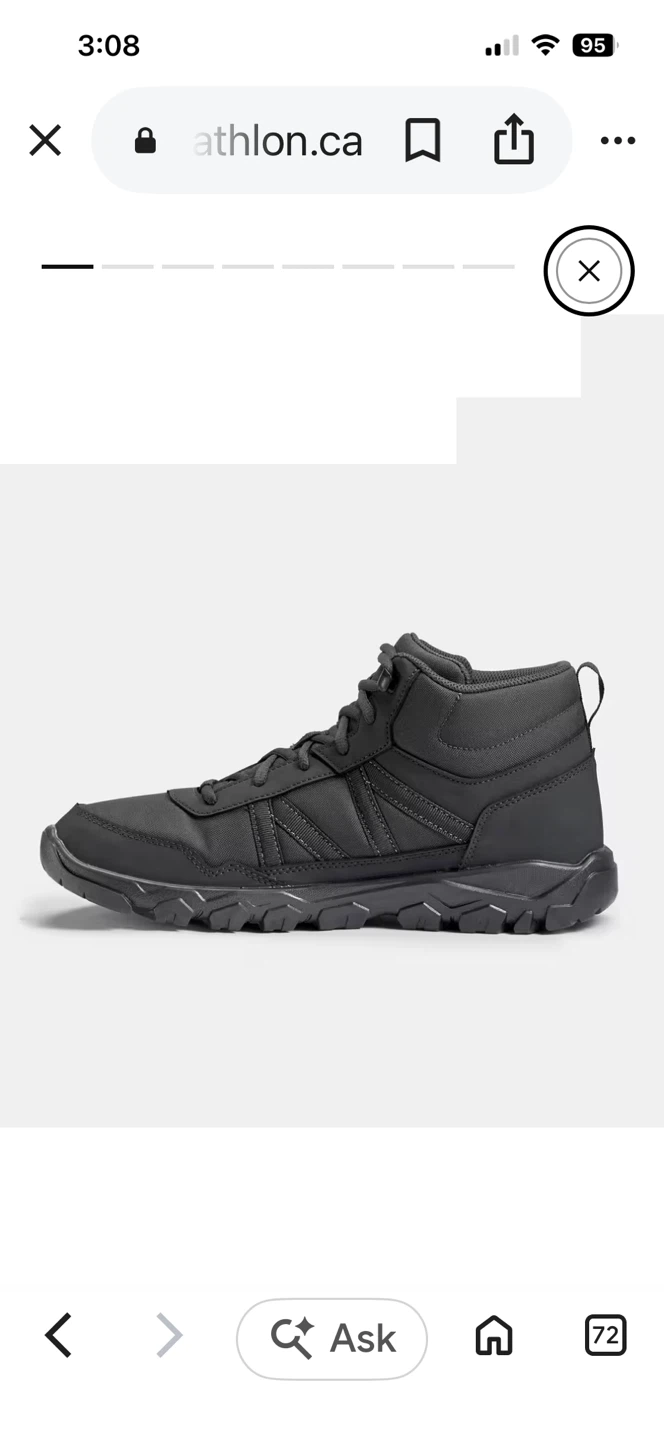 Quechua hiking boots  9.5 US