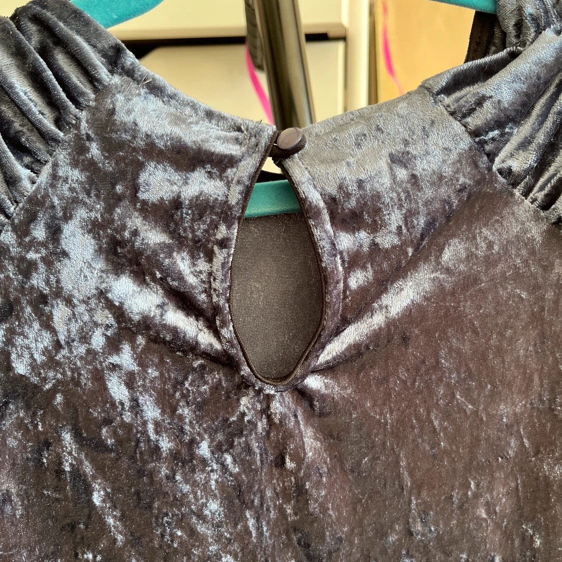 NWT Girls' blue Crushed Velvet Dress Sz 10/12 - photo 4