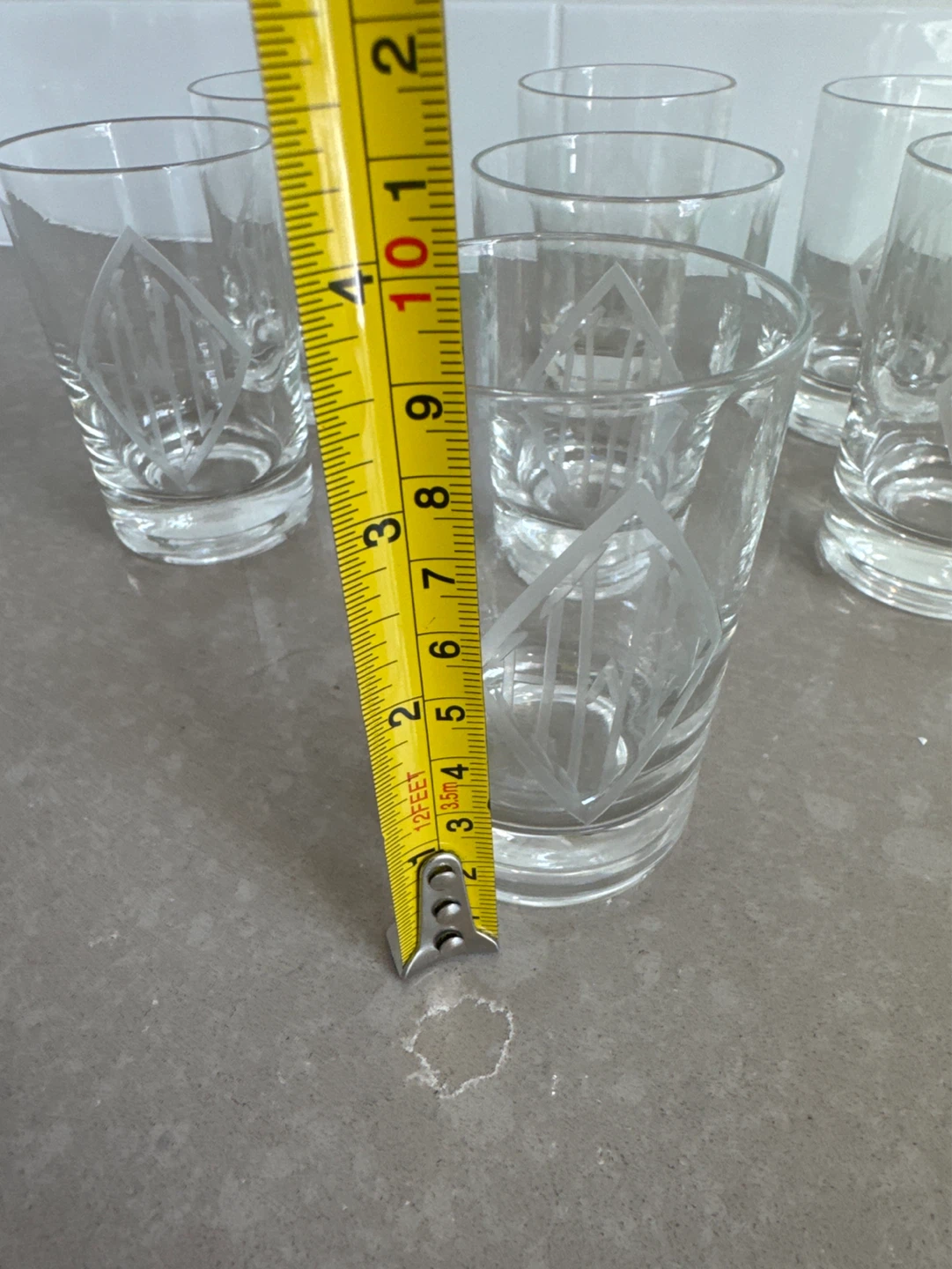 Set of 7 Clear Glass Tumblers with Etched Design - photo 4