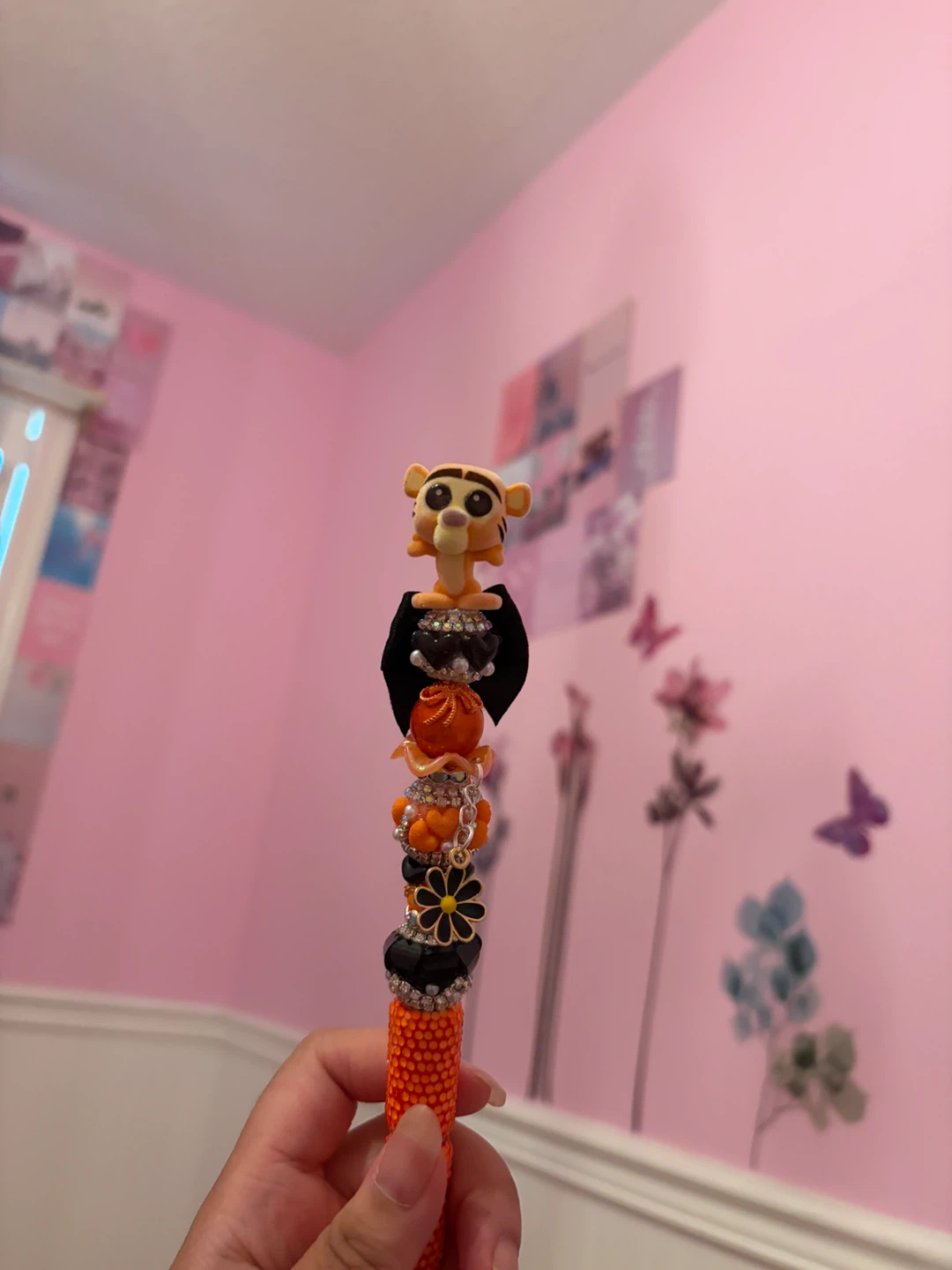 Tigger charm pen