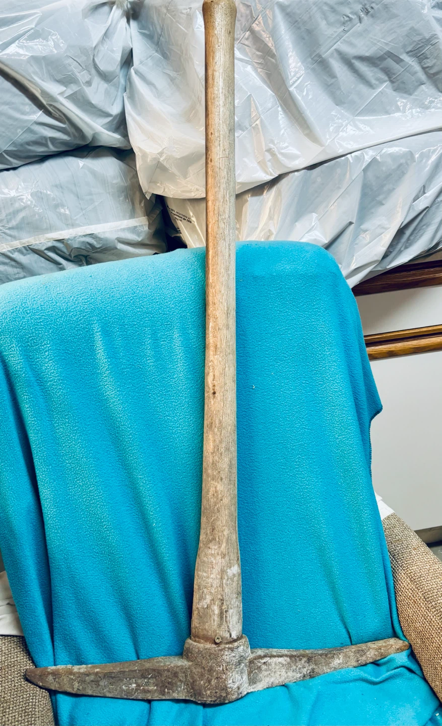 Vintage 1965 Welland Vale Forged Steel Miner’s Pickaxe / Mattock - photo 2