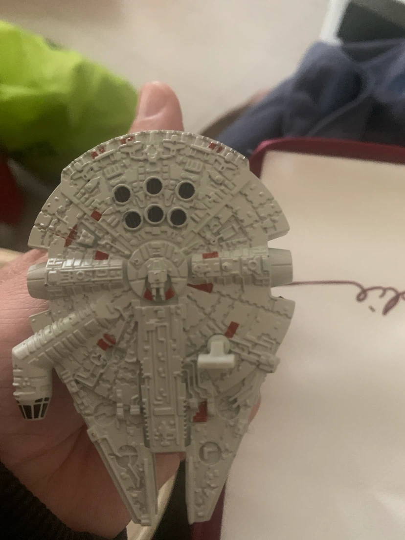 Star Wars Millennium Falcon Toy - photo 3