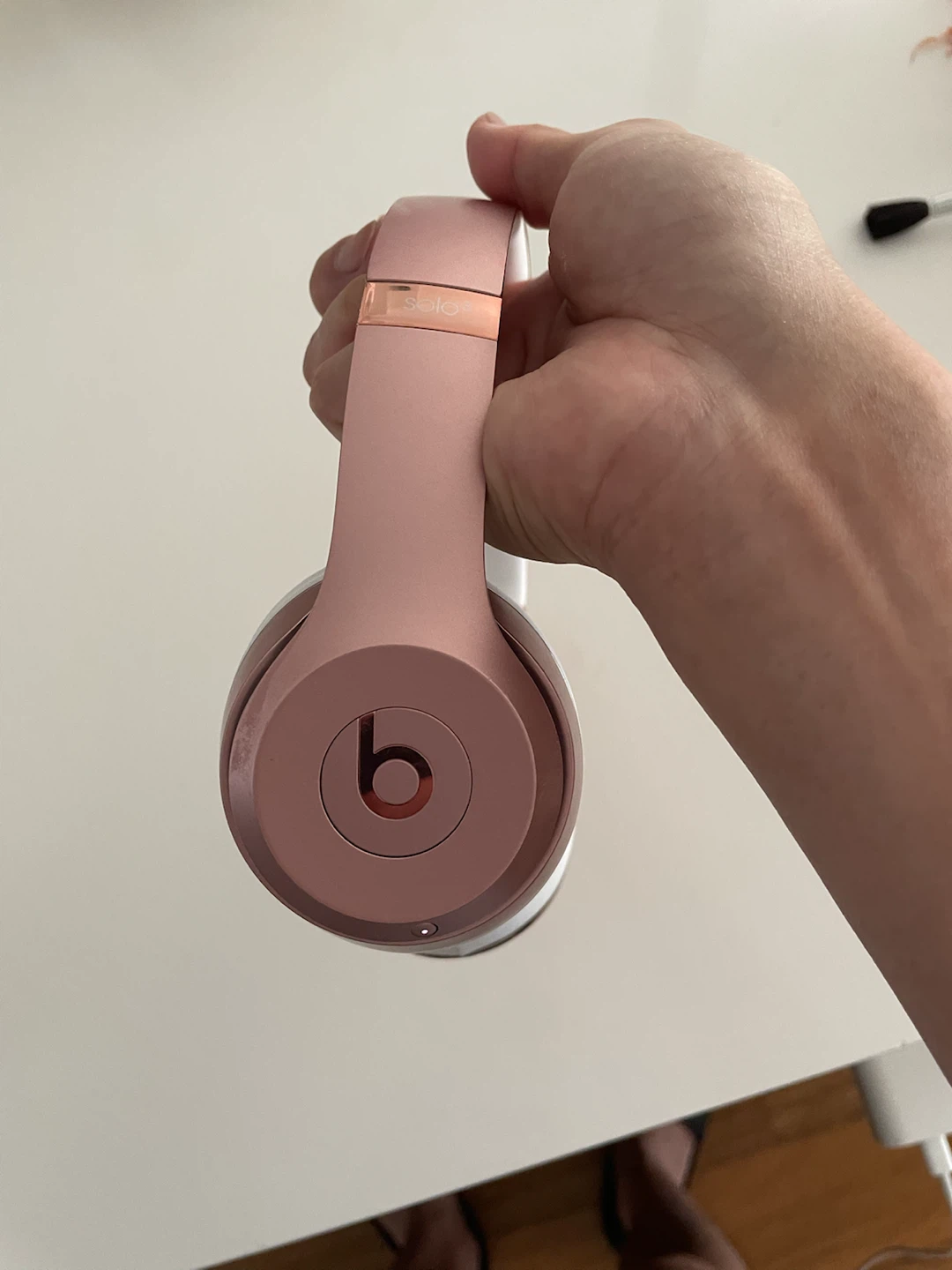 Beats Solo3 Wireless Rose Gold On-Ear Headphones - photo 3