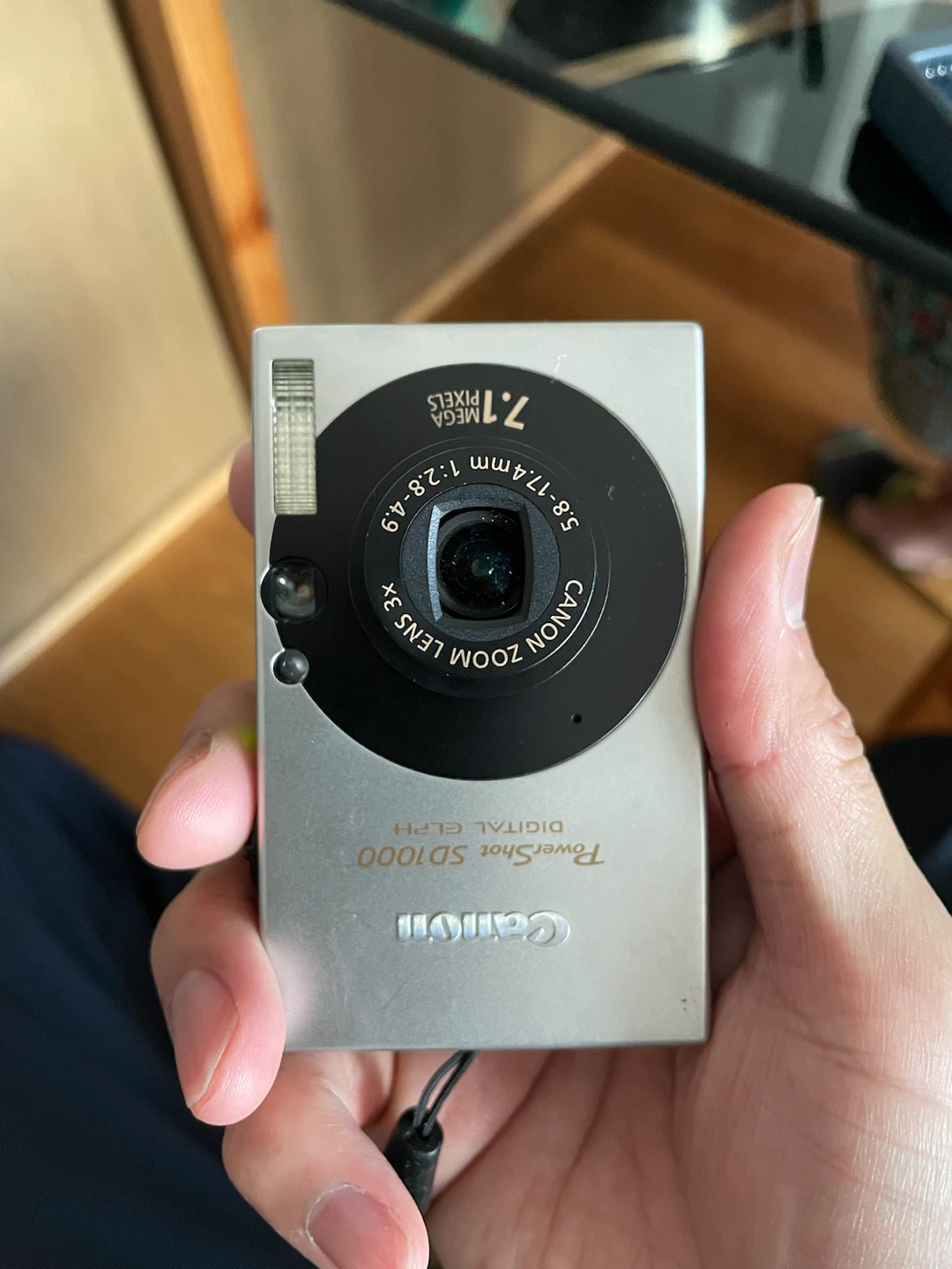 Canon PowerShot SD1000 Digital Camera - photo 2