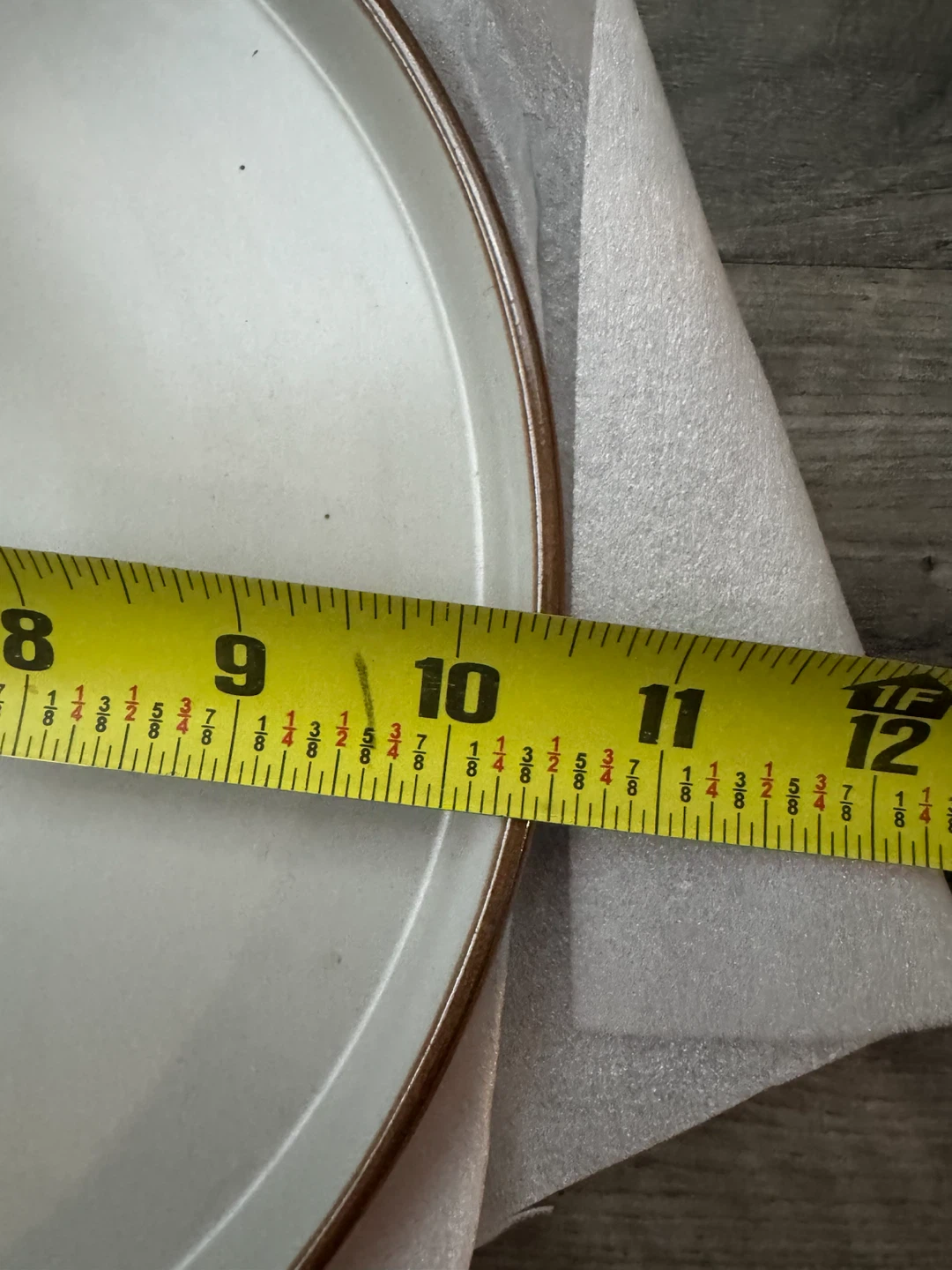9 Ceramic Dinner Plates - photo 4