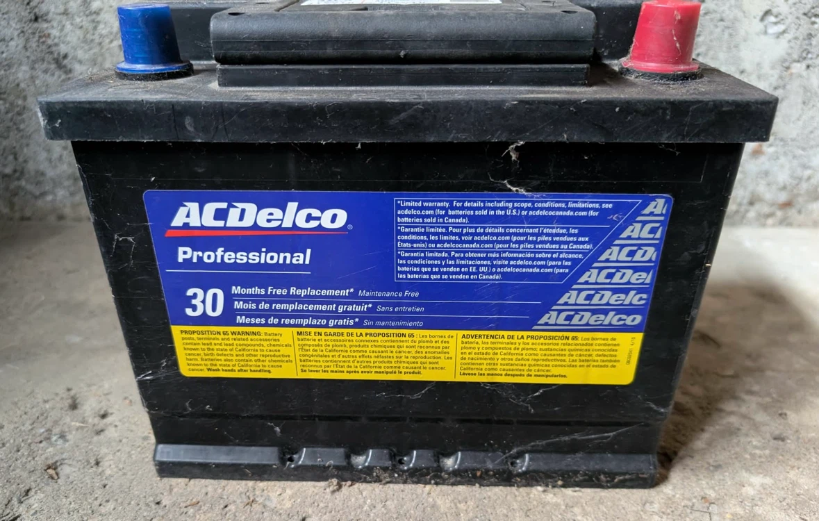 Used Car Battery needed recharging as is.. - photo 4