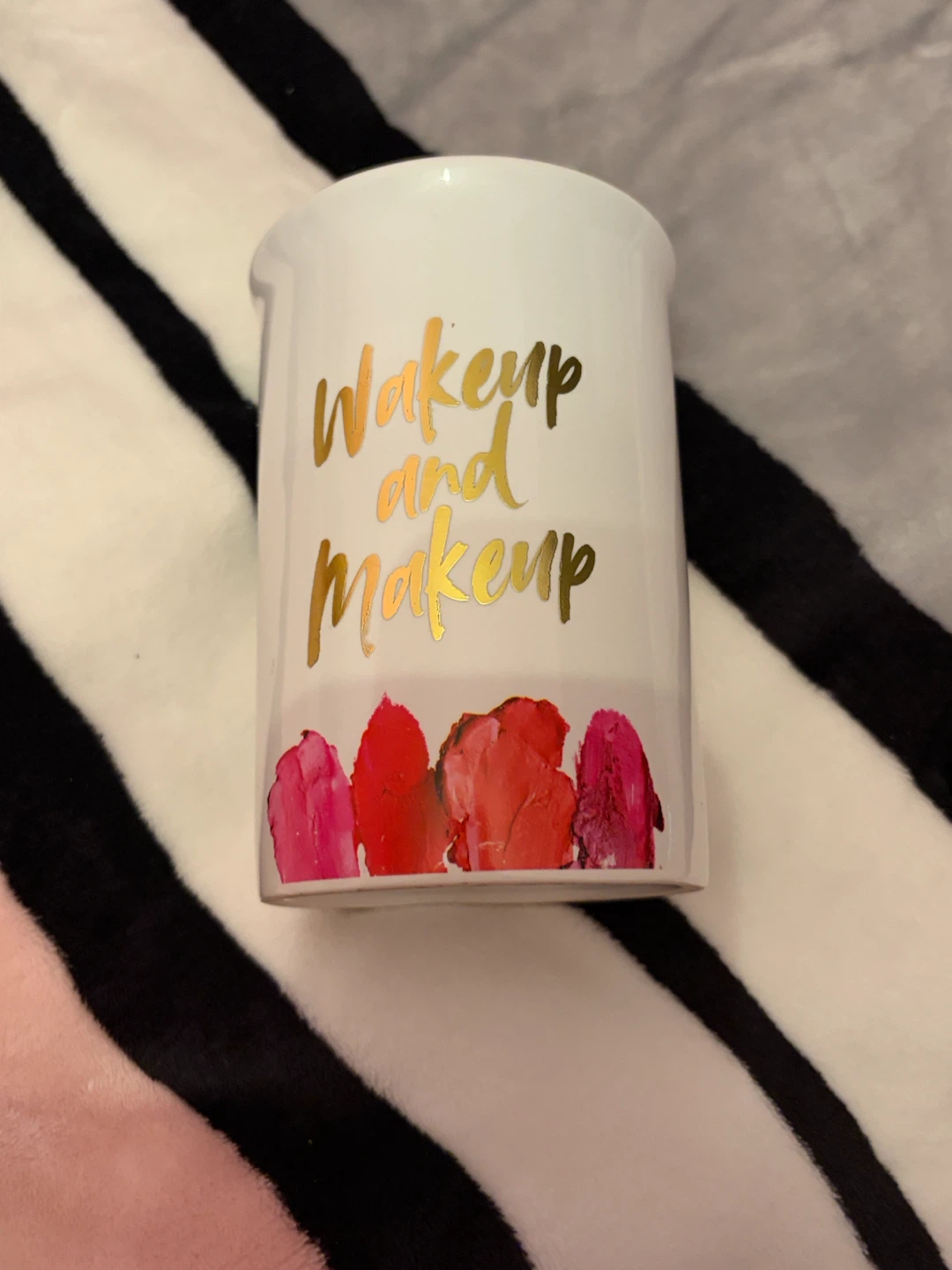 Makeup and Makeup Holder Cup