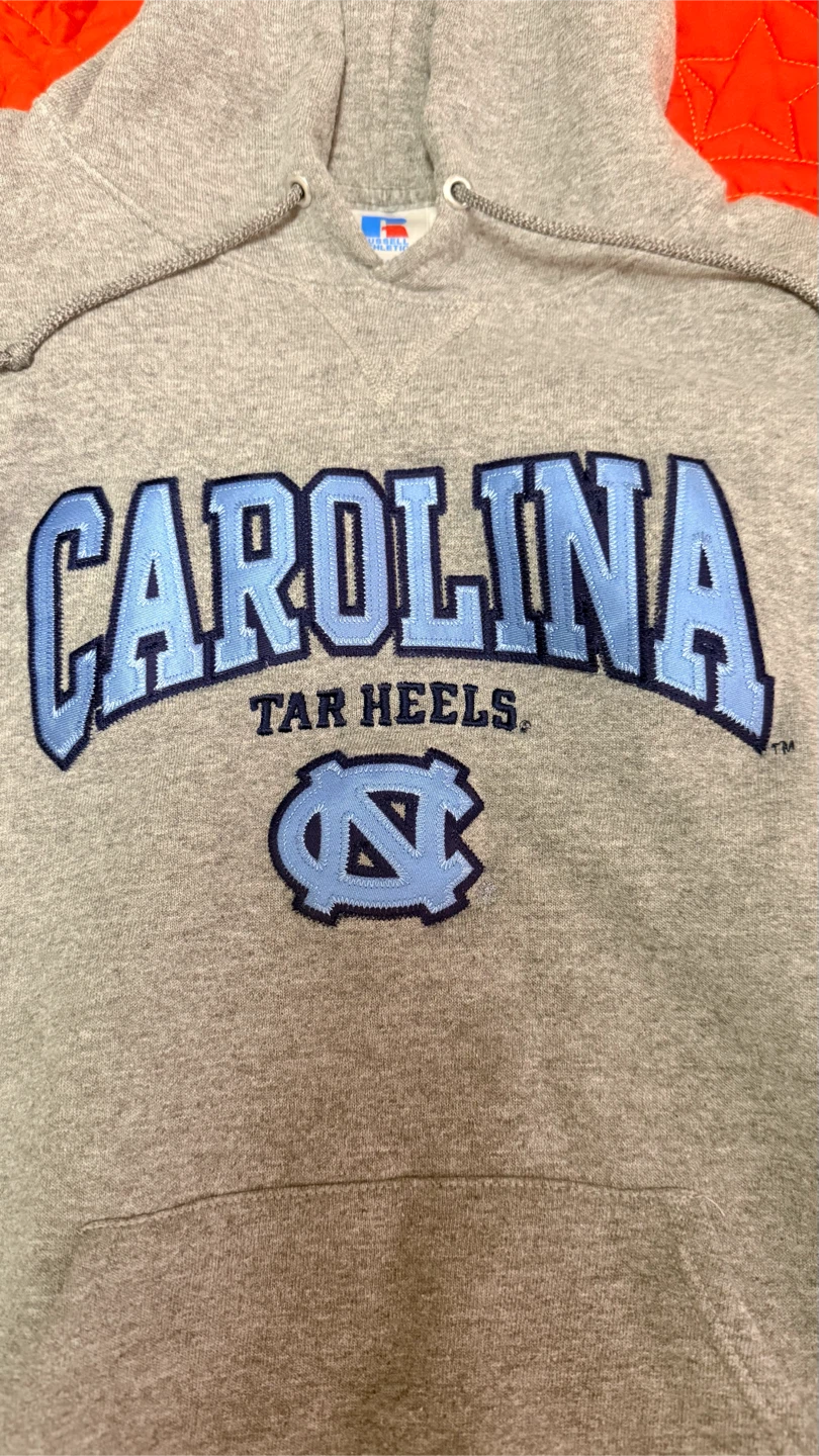 Russell Athletic North Carolina Tar Heels Hoodie (Y2K) - photo 2